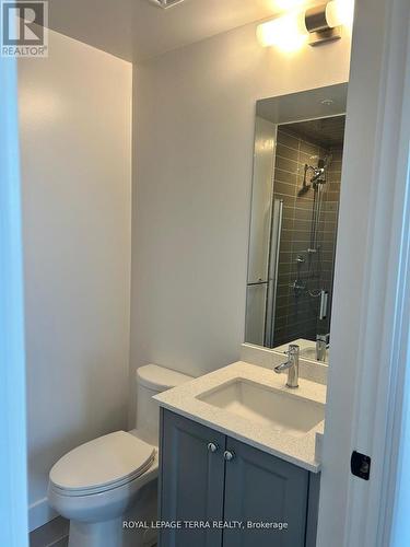 422 - 2343 Khalsa Gate, Oakville, ON - Indoor Photo Showing Bathroom