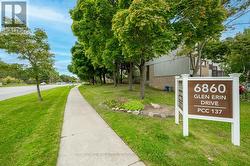 17 - 6860 GLEN ERIN DRIVE  Mississauga, ON L5N 2E1