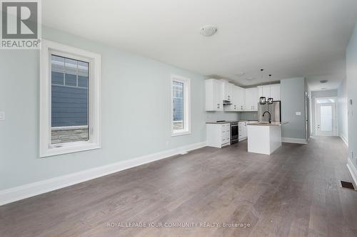 518 Bayport Boulevard, Midland, ON - Indoor Photo Showing Kitchen