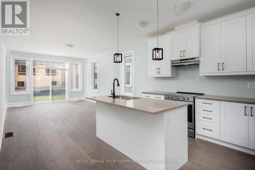 518 Bayport Boulevard, Midland, ON - Indoor Photo Showing Kitchen With Double Sink