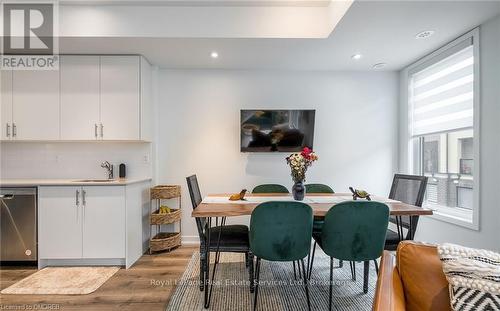 13 - 3415 Ridgeway Drive, Mississauga (Erin Mills), ON - Indoor Photo Showing Dining Room