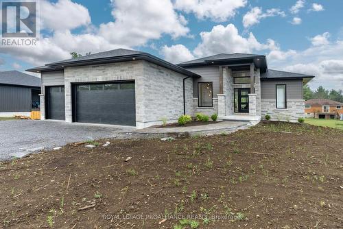 114 Michael'S Way, Prince Edward County (Ameliasburgh), ON - Outdoor