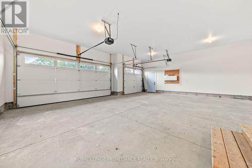 114 Michael'S Way, Prince Edward County (Ameliasburgh), ON - Indoor Photo Showing Garage