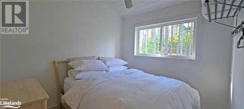 93-44 Potato Island Road, Port Severn, ON - Indoor Photo Showing Bedroom