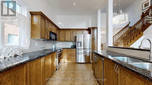 51 Tranquility Avenue, Hamilton, ON - Indoor Photo Showing Kitchen With Double Sink