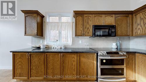 51 Tranquility Avenue, Hamilton, ON - Indoor Photo Showing Kitchen