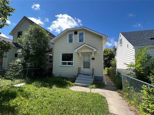 170 Johnson Avenue W, Winnipeg, MB - Outdoor With Facade