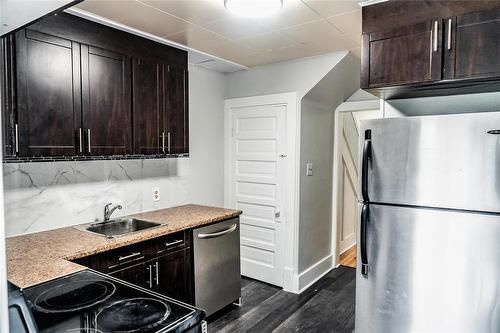 170 Johnson Avenue W, Winnipeg, MB - Indoor Photo Showing Kitchen