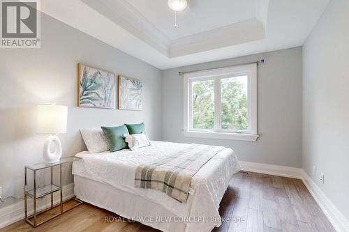 2420 Ventura Drive, Oakville, ON - Indoor Photo Showing Bedroom