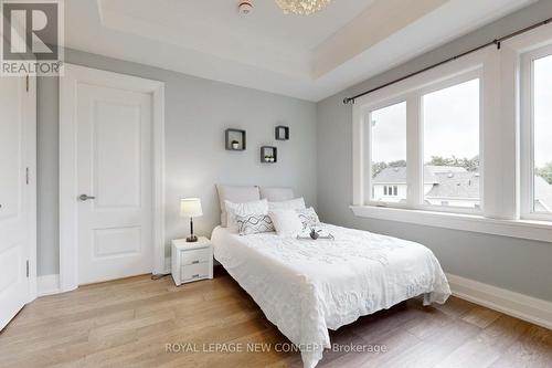 2420 Ventura Drive, Oakville, ON - Indoor Photo Showing Bedroom