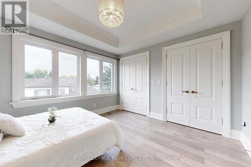 2420 Ventura Drive, Oakville, ON - Indoor Photo Showing Bedroom