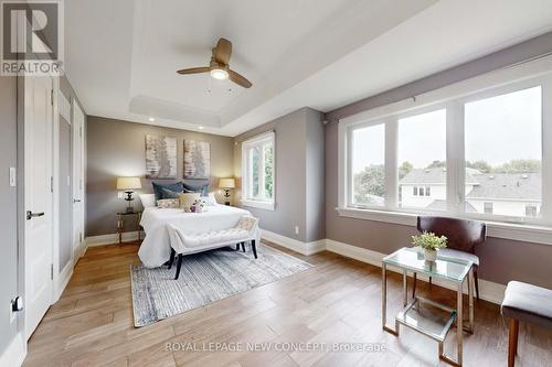 2420 Ventura Drive, Oakville, ON - Indoor Photo Showing Bedroom