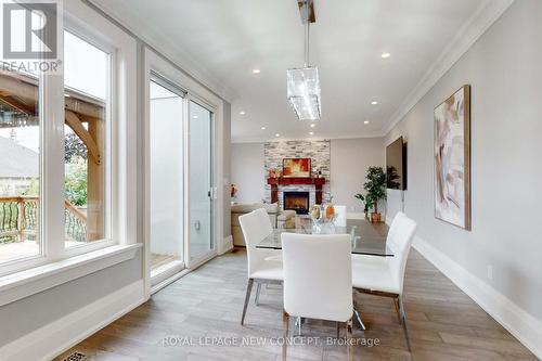 2420 Ventura Drive, Oakville, ON - Indoor Photo Showing Dining Room