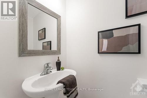 29 Commanda Way, Ottawa, ON - Indoor Photo Showing Bathroom