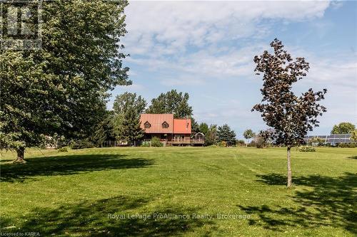 275 Carpenters Point Road, Frontenac Islands (The Islands), ON 