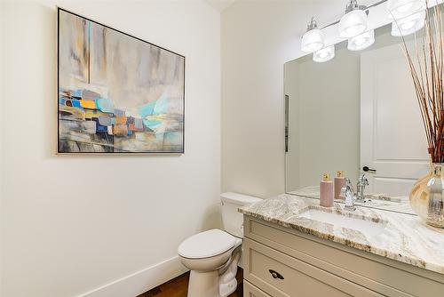 126-515 Wren Place, Kelowna, BC - Indoor Photo Showing Bathroom