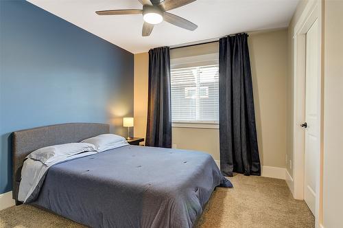 126-515 Wren Place, Kelowna, BC - Indoor Photo Showing Bedroom