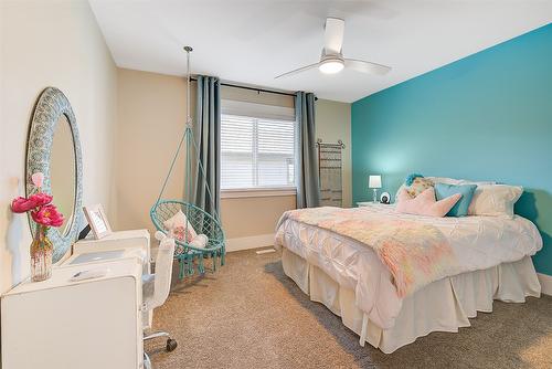 126-515 Wren Place, Kelowna, BC - Indoor Photo Showing Bedroom