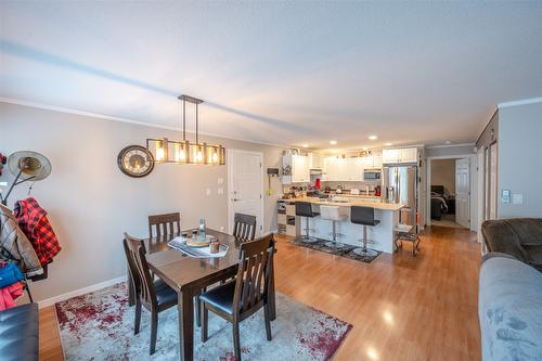 2-607 4Th Street, Keremeos, BC - Indoor Photo Showing Other Room