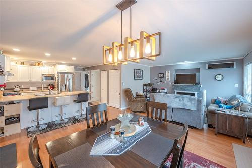 2-607 4Th Street, Keremeos, BC - Indoor Photo Showing Dining Room