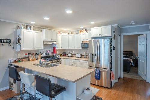 2-607 4Th Street, Keremeos, BC - Indoor Photo Showing Kitchen With Double Sink