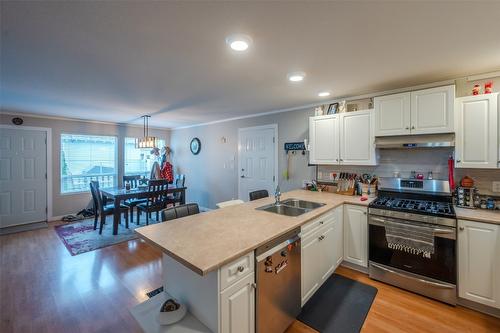 2-607 4Th Street, Keremeos, BC - Indoor Photo Showing Kitchen With Double Sink