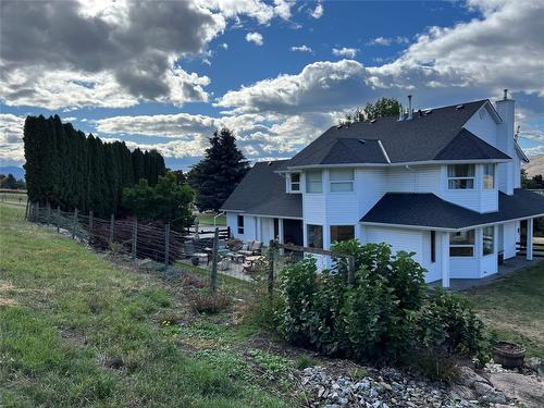 6933 L&A Road, Vernon, BC 