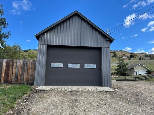 6933 L&A Road, Vernon, BC 