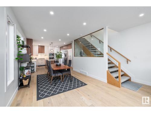 8808 85 Av Nw, Edmonton, AB 