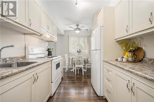 Appliances included - 26 Pearl Street Unit#107, Smiths Falls, ON - Indoor Photo Showing Kitchen