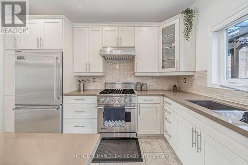 7 Kirkhollow Drive, Brampton, ON - Indoor Photo Showing Kitchen