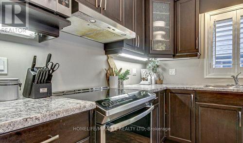 15 Fox Hollow Court, St. Thomas, ON - Indoor Photo Showing Kitchen