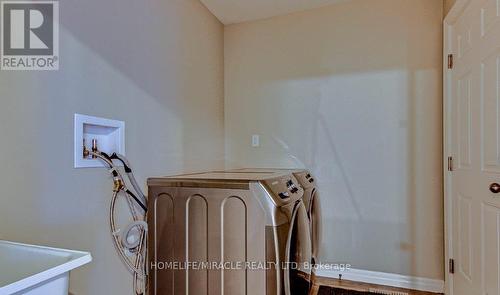 15 Fox Hollow Court, St. Thomas, ON - Indoor Photo Showing Laundry Room