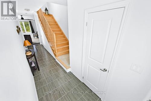 8 Hillcroft Way, Kawartha Lakes, ON - Indoor Photo Showing Other Room