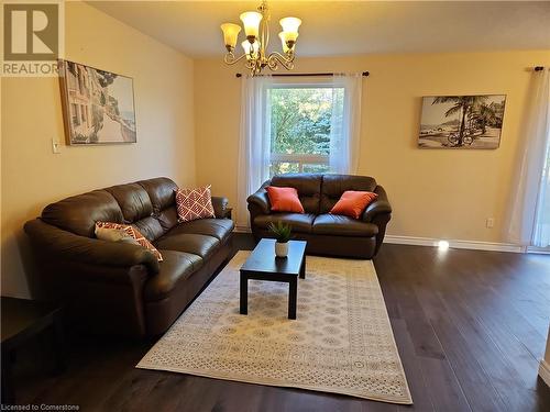 649 Doon South Drive, Kitchener, ON - Indoor Photo Showing Living Room