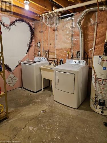 649 Doon South Drive, Kitchener, ON - Indoor Photo Showing Laundry Room