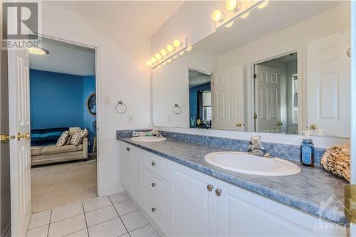 91 Insmill Crescent, Kanata, ON - Indoor Photo Showing Bathroom