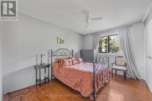 3263 3Rd Line, Innisfil, ON - Indoor Photo Showing Bedroom