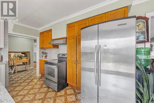 3263 3Rd Line, Innisfil, ON - Indoor Photo Showing Kitchen