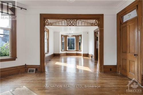 10 Lake Avenue, Carleton Place, ON - Indoor Photo Showing Other Room