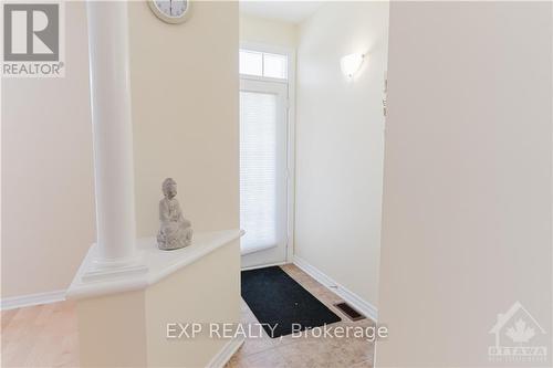 B - 96 Stonehaven Drive, Ottawa, ON - Indoor Photo Showing Other Room