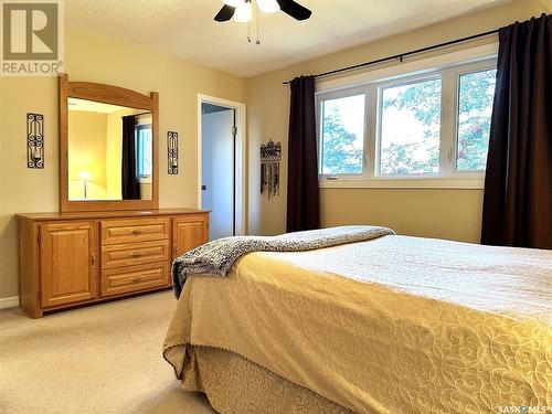 1102 16Th Street, Humboldt, SK - Indoor Photo Showing Bedroom