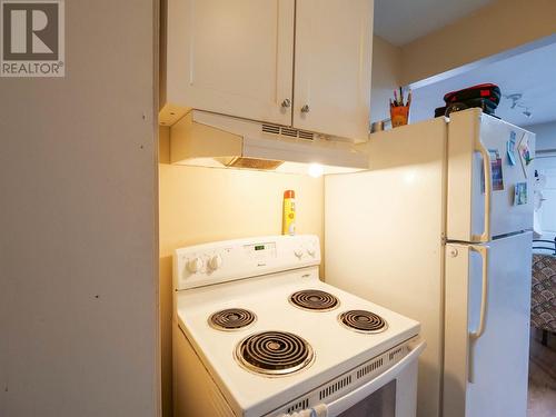 765 Avery Avenue, Quesnel, BC - Indoor Photo Showing Kitchen