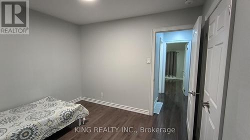 13 Fairfield Avenue, Brampton, ON - Indoor Photo Showing Bedroom