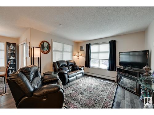 #248 7805 71 St Nw, Edmonton, AB - Indoor Photo Showing Living Room