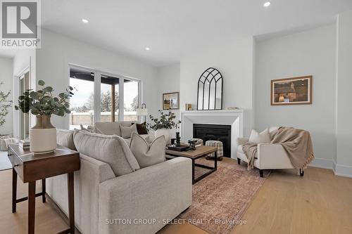 2207 Robbie'S Way, London, ON - Indoor Photo Showing Living Room With Fireplace