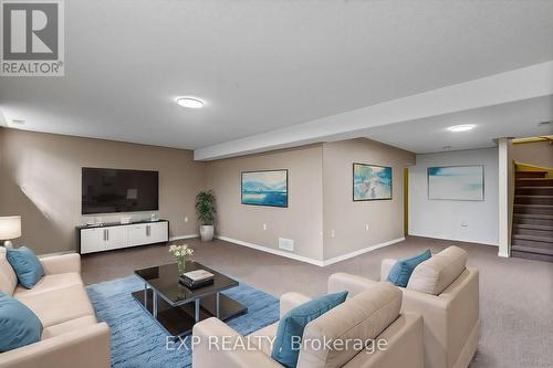 614 Clancy Crescent, Peterborough (Otonabee), ON - Indoor Photo Showing Living Room