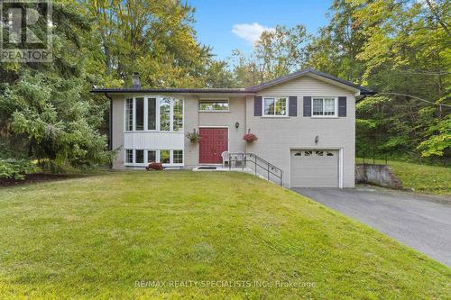 12435 Loyalist Parkway, Prince Edward County, ON - Outdoor