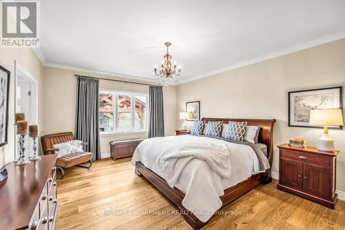 1068 Wyatt Road, Hamilton, ON - Indoor Photo Showing Bedroom