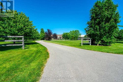 1068 Wyatt Road, Hamilton, ON - Outdoor